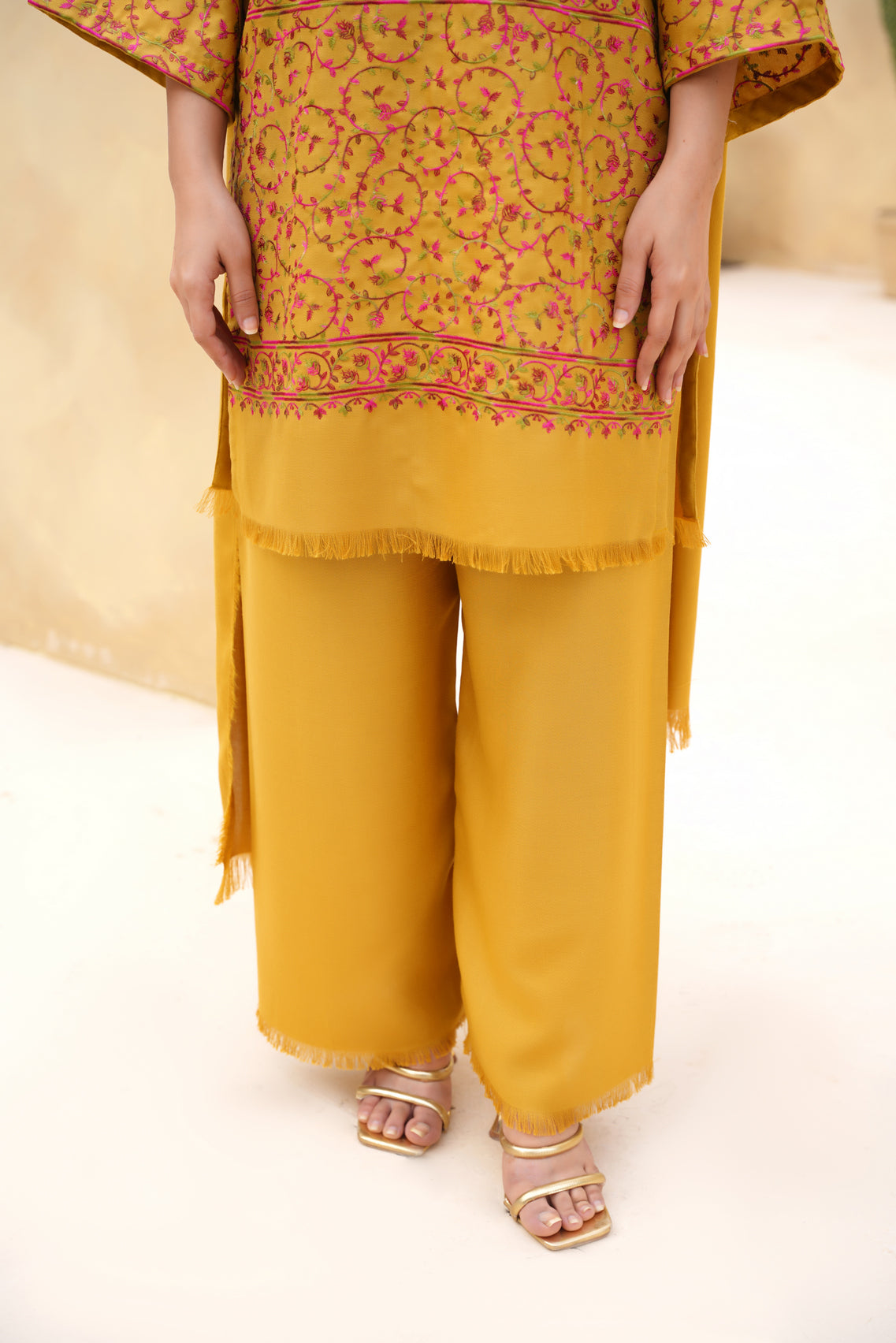 Gulaal Lemon 3 Piece Salwar Kameez | Stylish Lawn Suit P