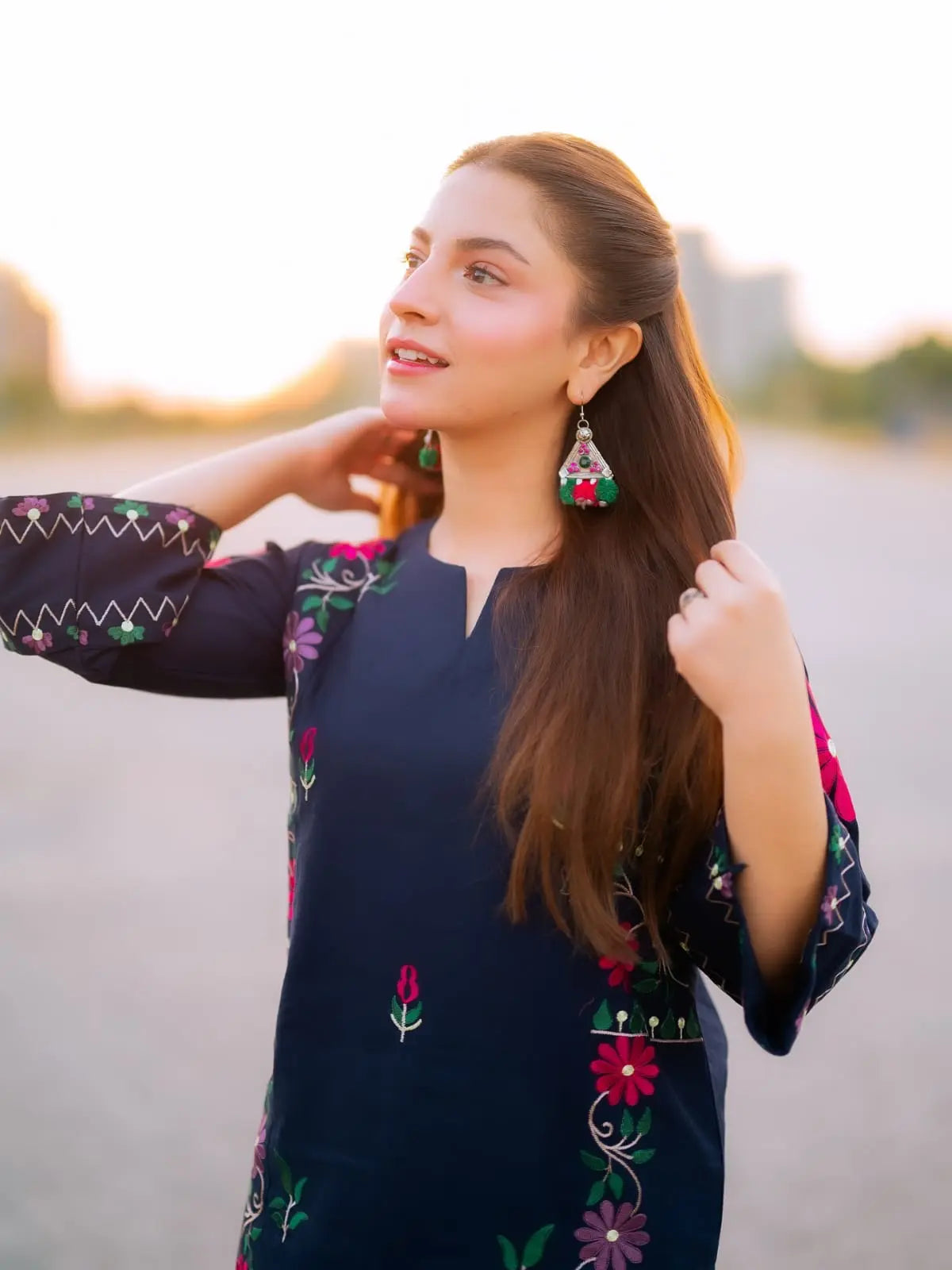 Dananeer Embroidery 2-Piece Salwar Kameez | PL