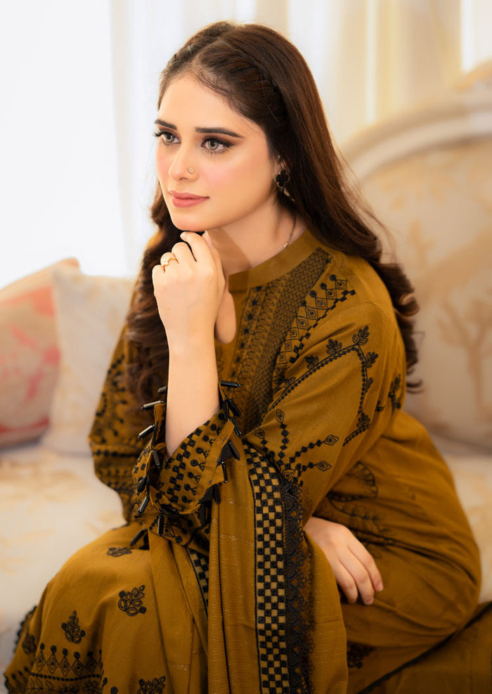 Zaitoon Embroidered Lawn 3PCS Ready to Wear Suit T