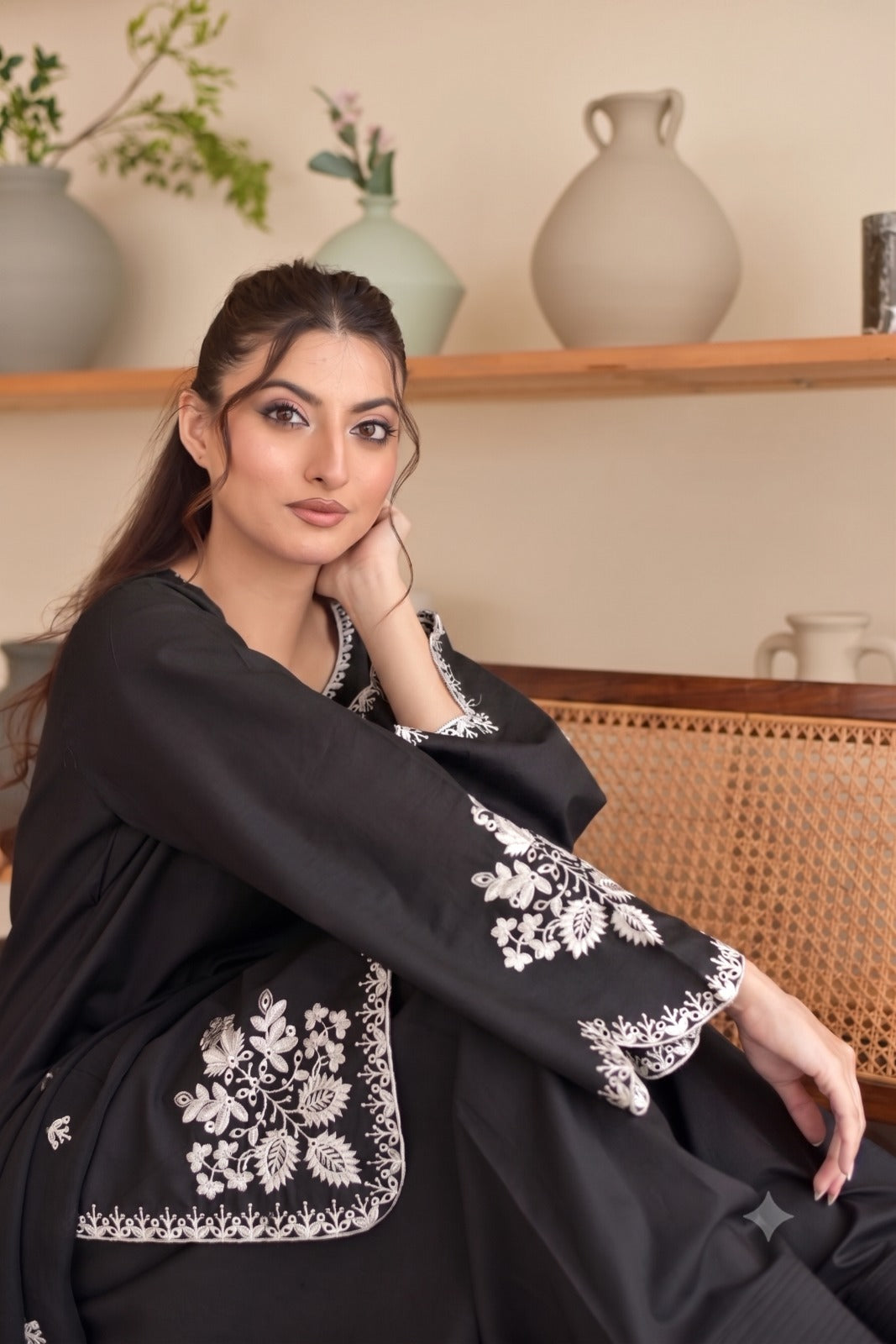 Zoha 3PC Women’s Embroidered Suit – Elegant 3 Piece Dress P
