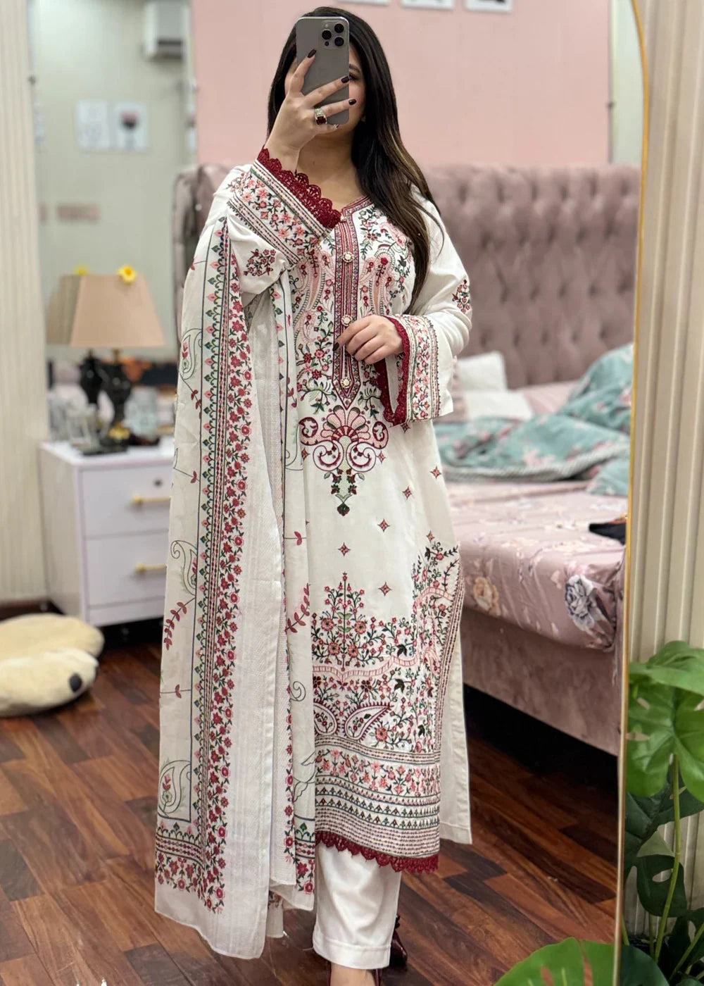 RASHK Embroidered 3PC Lawn Suit – Timeless Elegance for the Modern Woman
