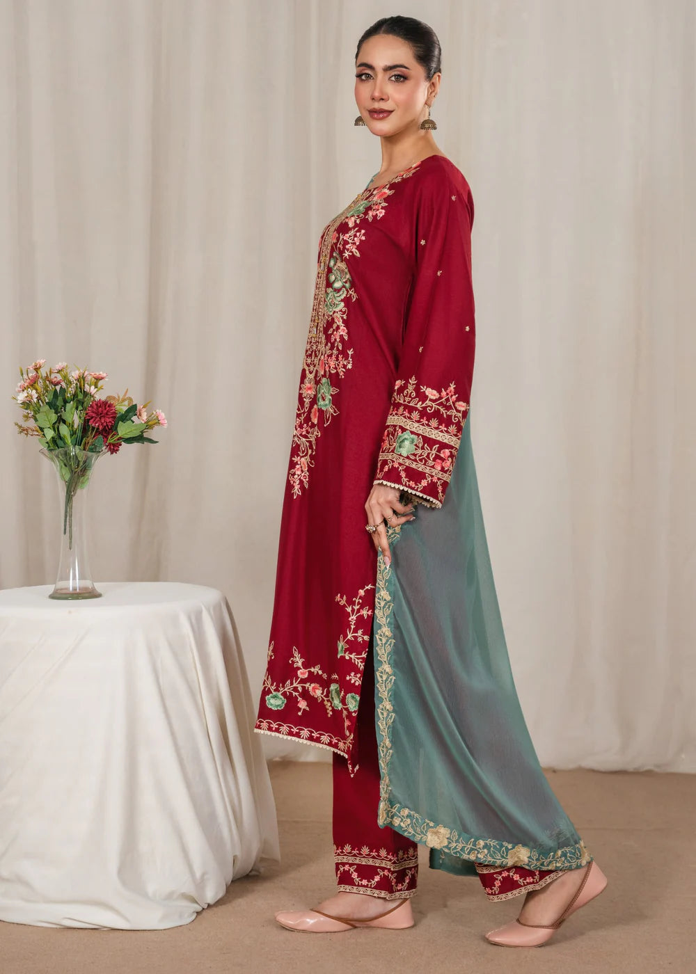 AROHA EMBROIDERED 3PC T