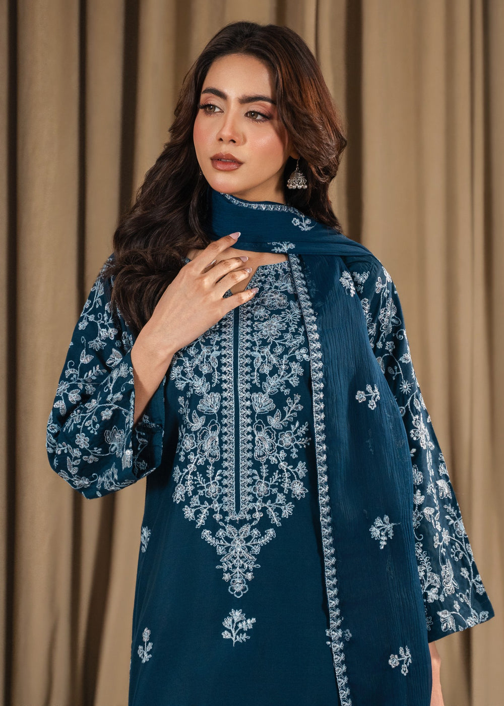 FARI EMBROIDERED 3PC Embroidered Lawn Suit PL
