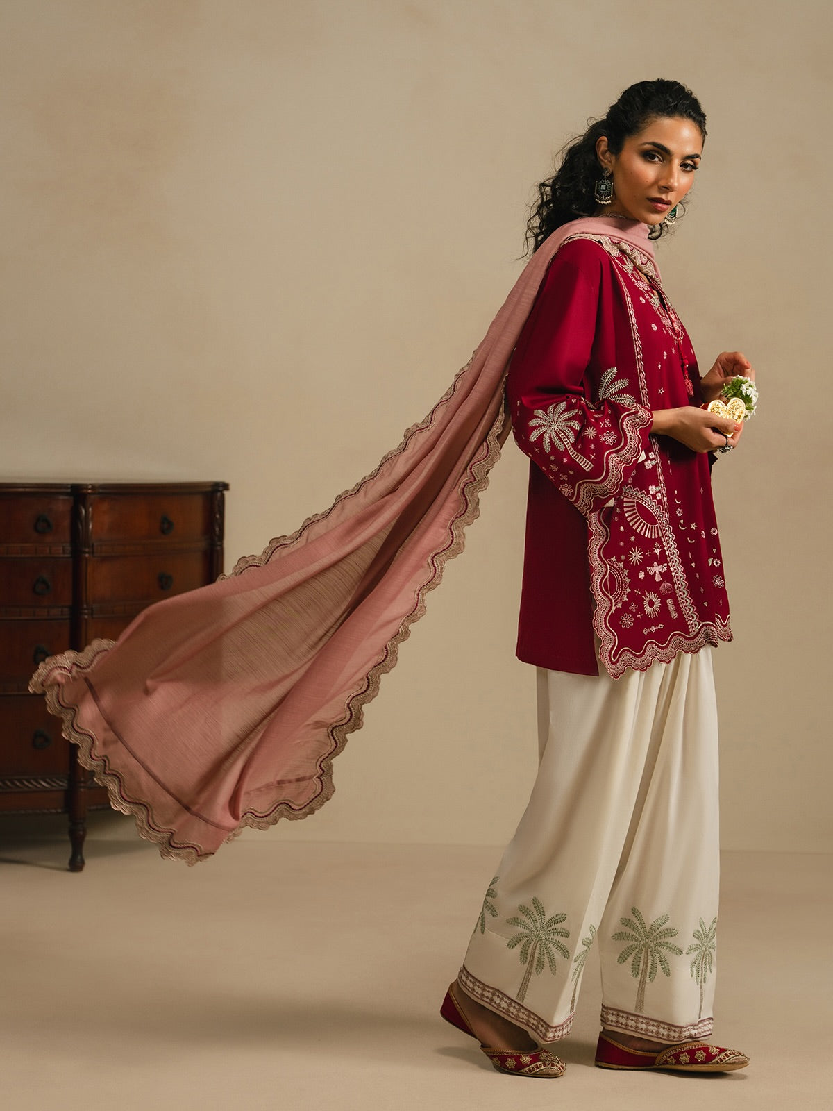 Ruby Grace 3Pcs Women's Embroidered Suit | T