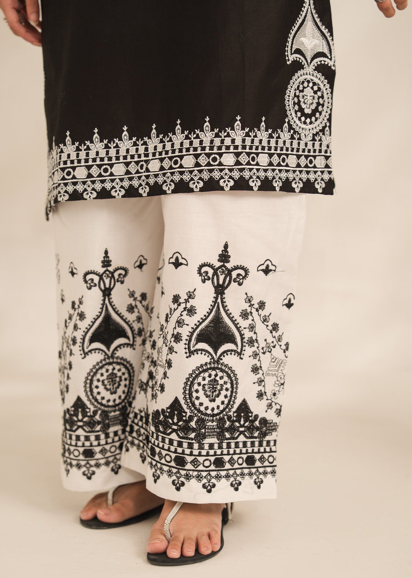 Aiza Women's Suit | Stylish Pakistani Clothing PL