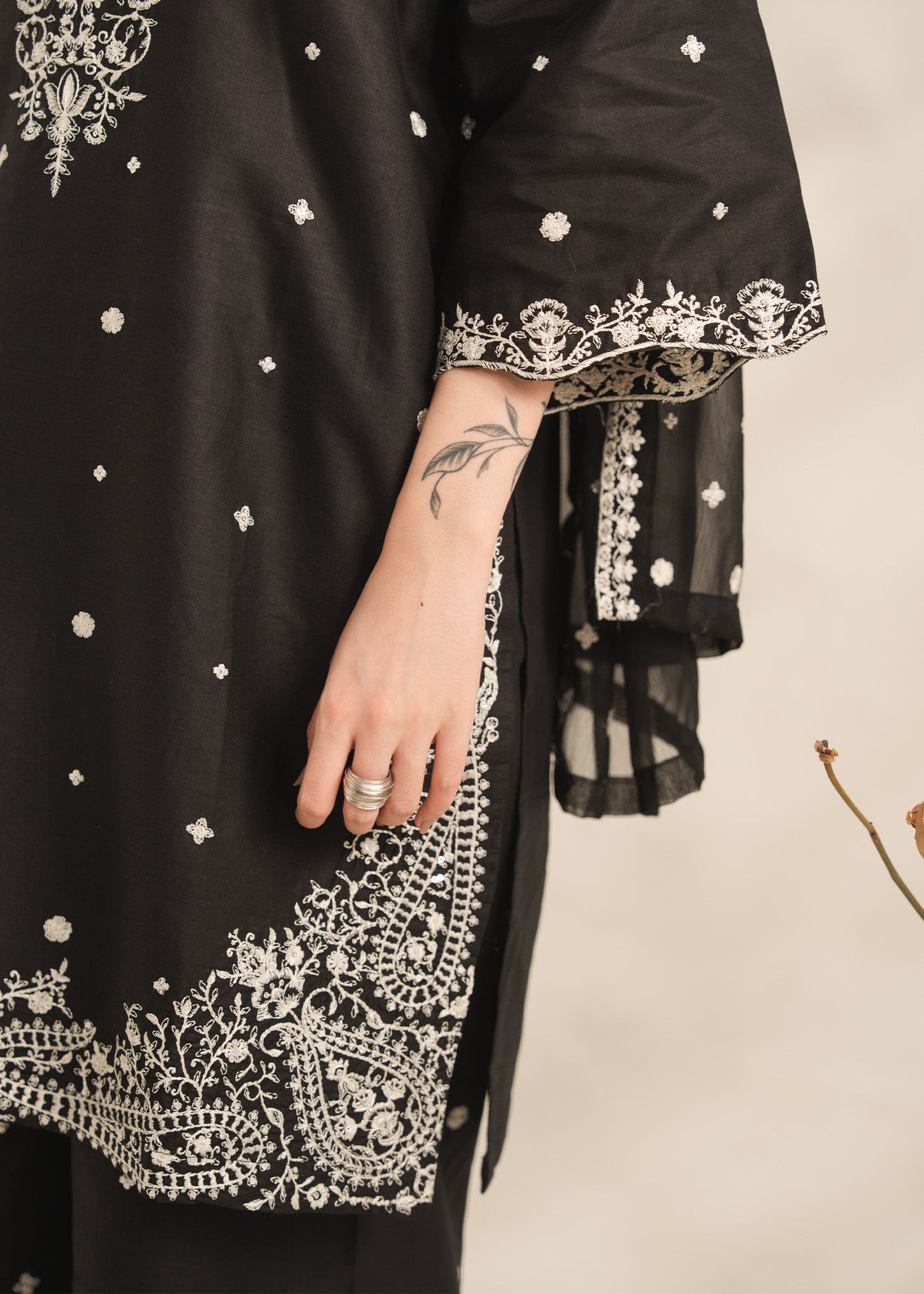 Firaq Women's Suit | Elegant Pakistani Fashion Pl