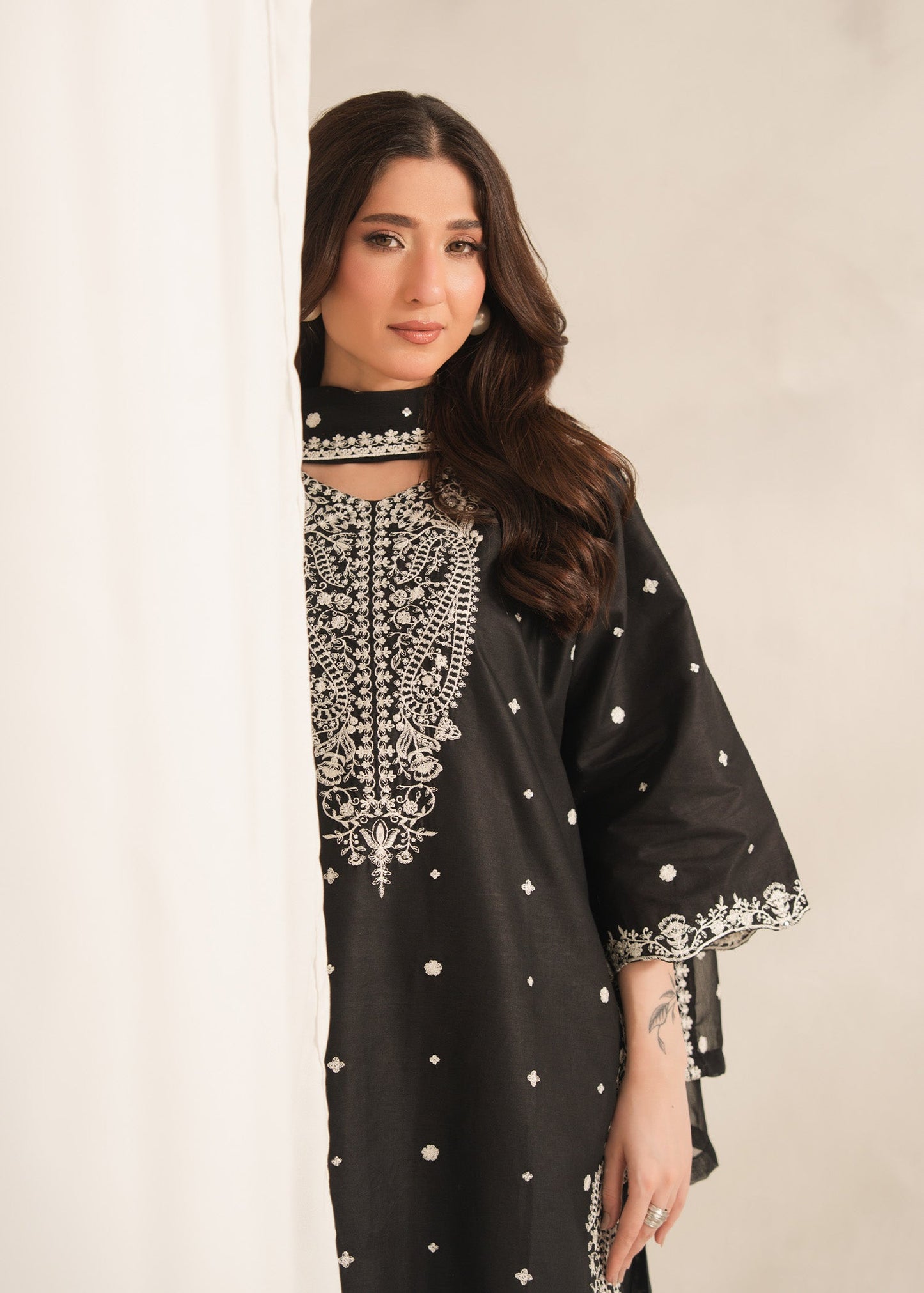 Firaq Women's Suit | Elegant Pakistani Fashion Pl