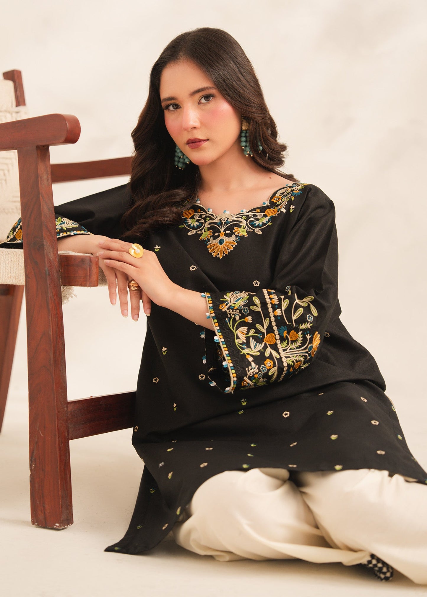 Anchal Women's Suit | Elegant Pakistani Fashion Pl