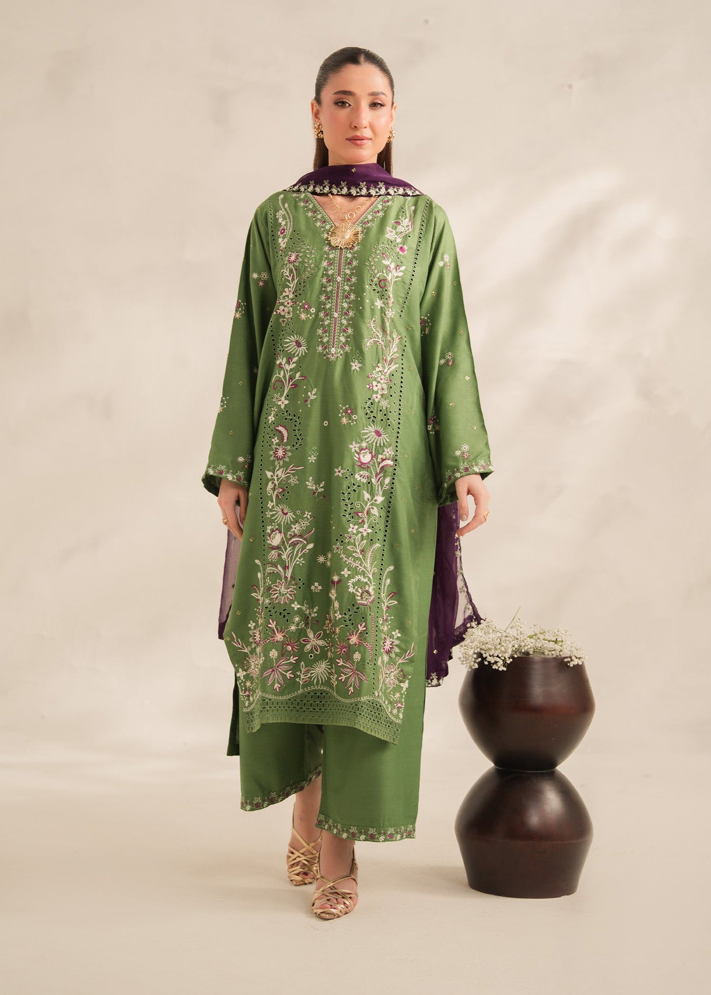 Shehnai Women's Suit | Stylish Pakistani Dress PL