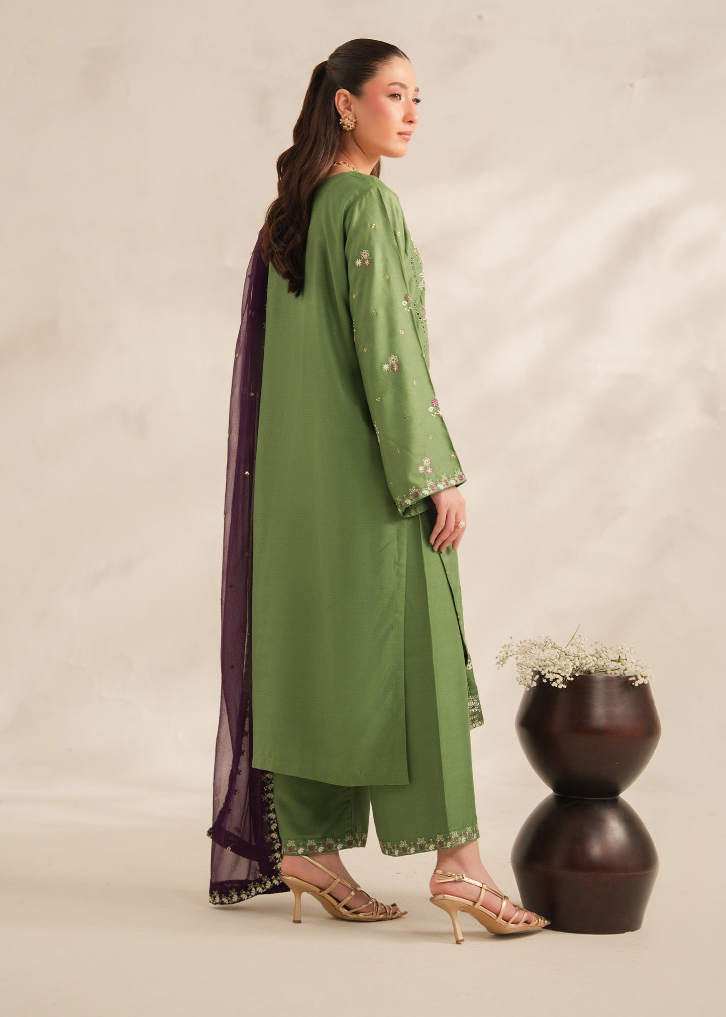 Shehnai Women's Suit | Stylish Pakistani Dress PL
