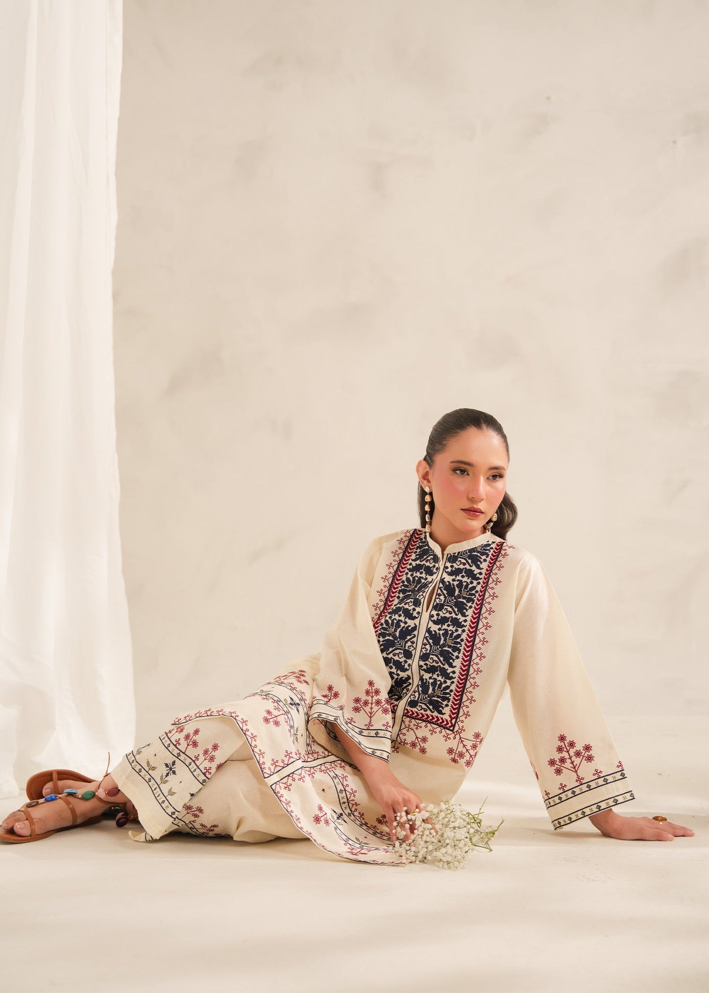 Dilruba Women's Suit | Stylish Pakistani Fashion Pl
