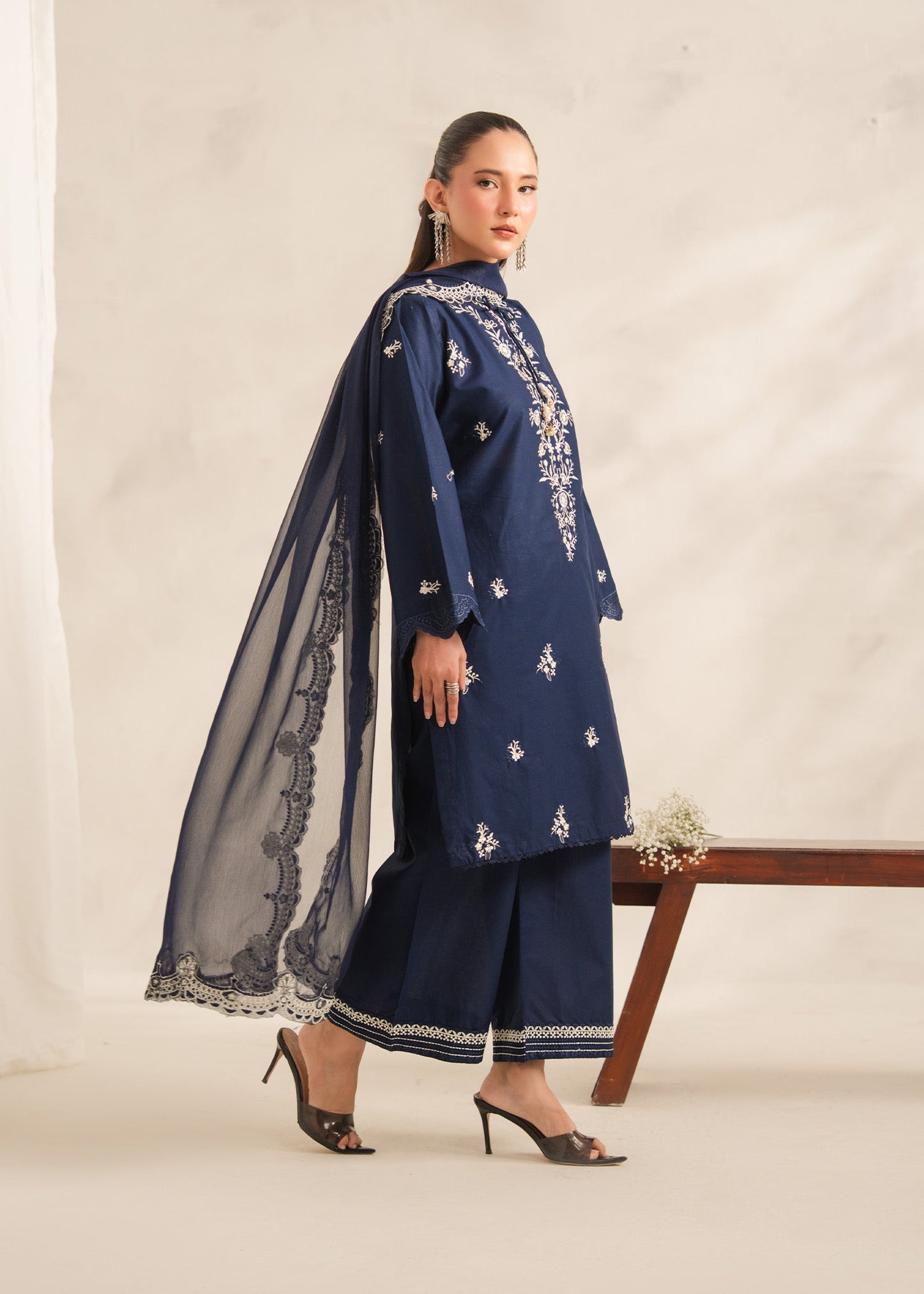Gul-E-Jaan Women's Suit | Elegant Pakistani Wear PL