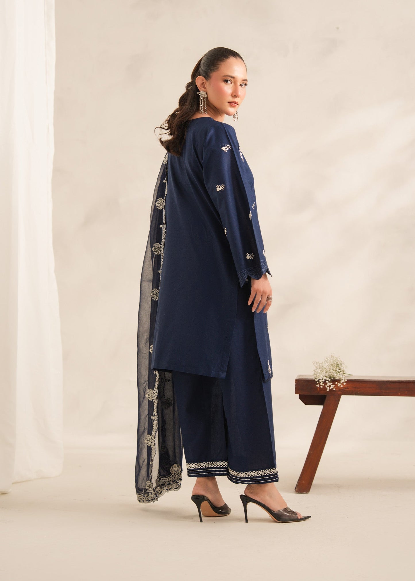 Gul-E-Jaan Women's Suit | Elegant Pakistani Wear PL