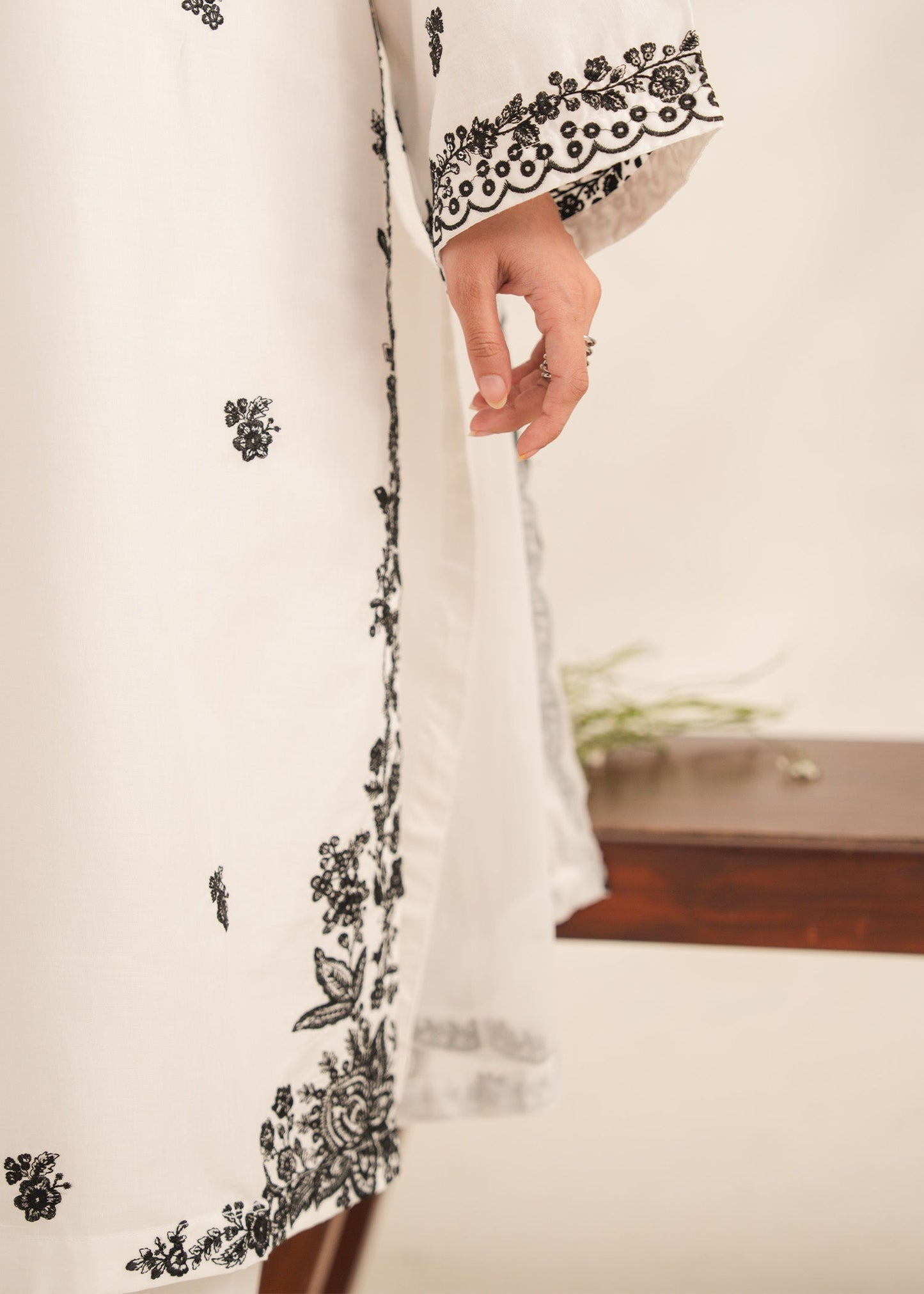Dilkash Women's Suit | Elegant Pakistani Wear Pl