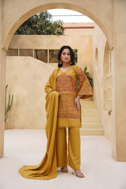 Gulaal Lemon 3 Piece Salwar Kameez | Stylish Lawn Suit P