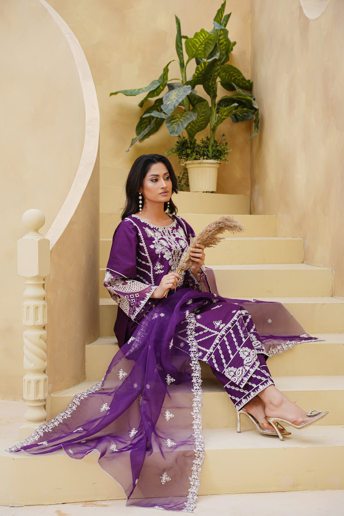 Suzy 3-Piece Salwar & Kameez – Stylish Women’s Outfit  P