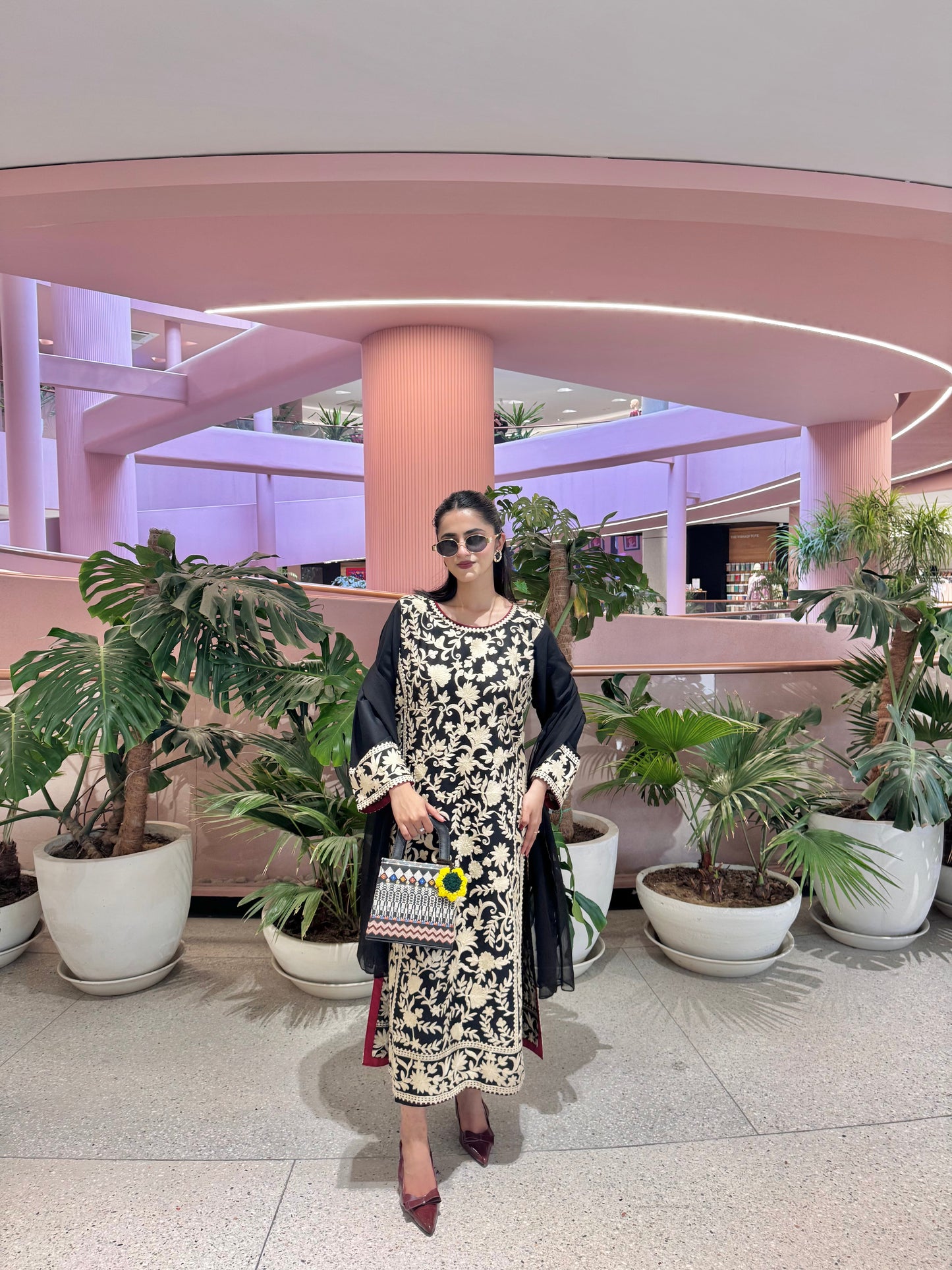 Armeen 3PC Premium Lawn Suit – Stylish Women’s Printed Dress with Dupatta T