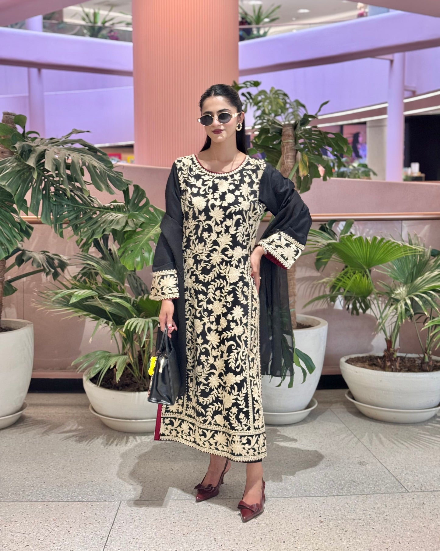 Armeen 3PC Premium Lawn Suit – Stylish Women’s Printed Dress with Dupatta T