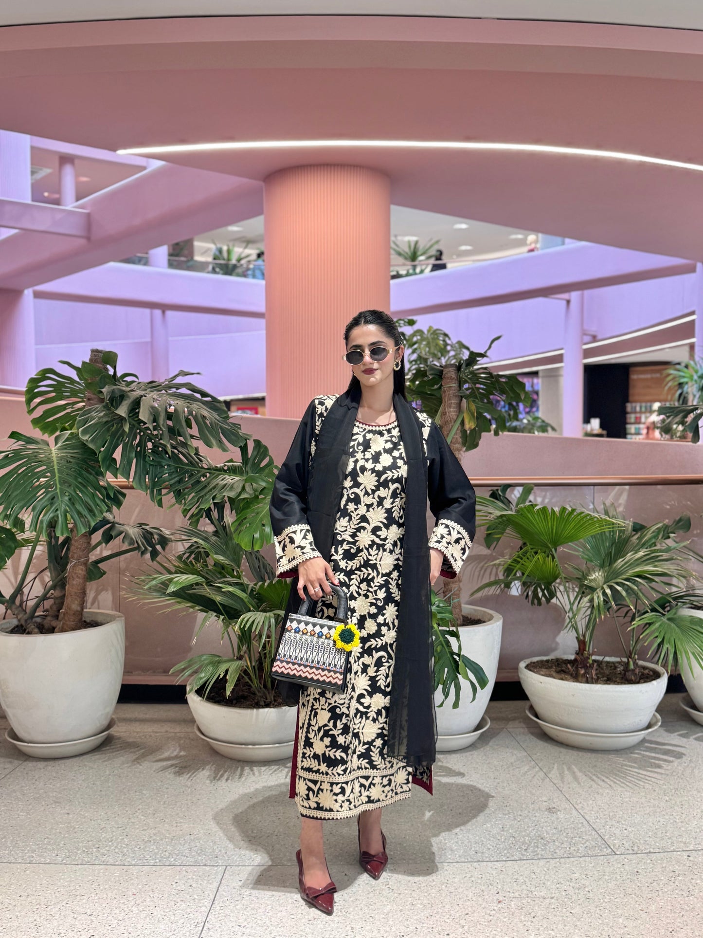 Armeen 3PC Premium Lawn Suit – Stylish Women’s Printed Dress with Dupatta T