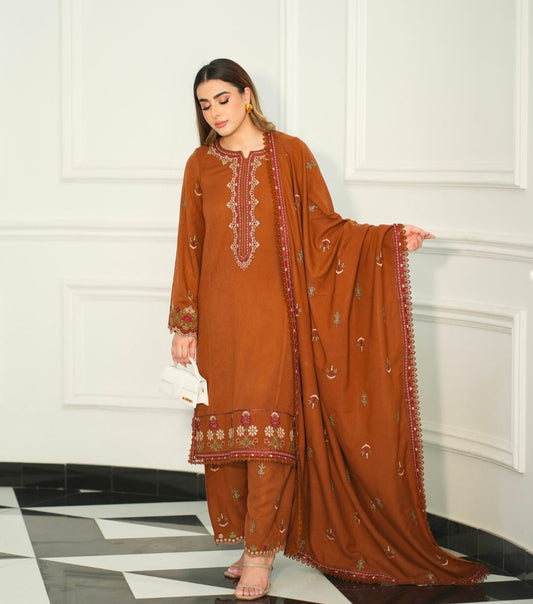 Chiku Luxury Embroidery Lawn 3PCS Ready to Wear Suit T