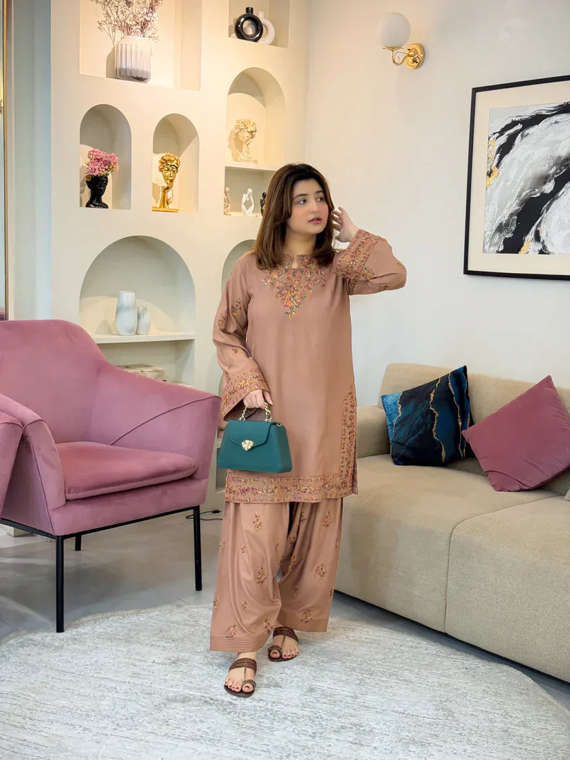 Hooriya 2pc – Elegant and Stylish Women’s Two-Piece P