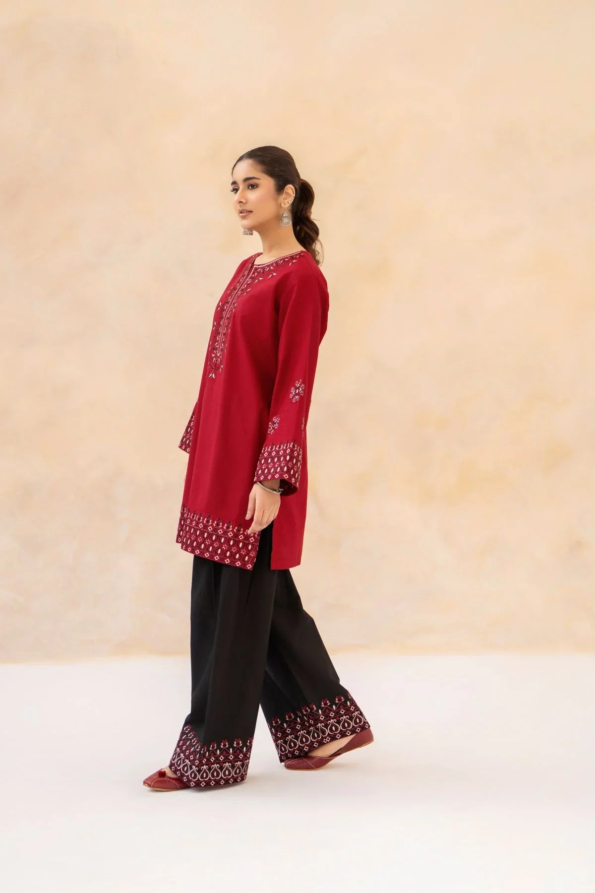 Muhabbat 2PC Lawn Dress for Women – Trendy Outfit P