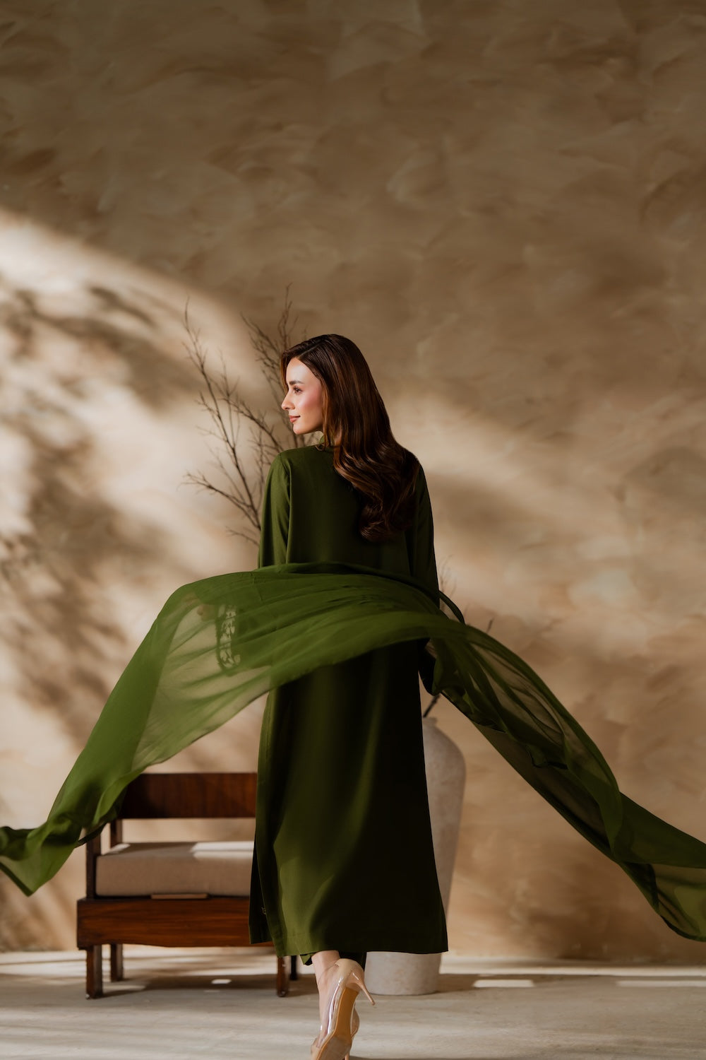 Nia 3Pcs Designer Suit – Affordable Price | Picnpay