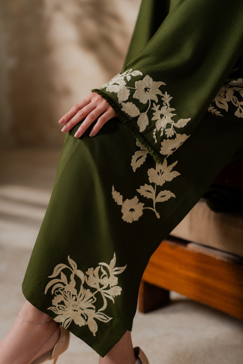 Nia 3Pcs Designer Suit – Affordable Price | Picnpay