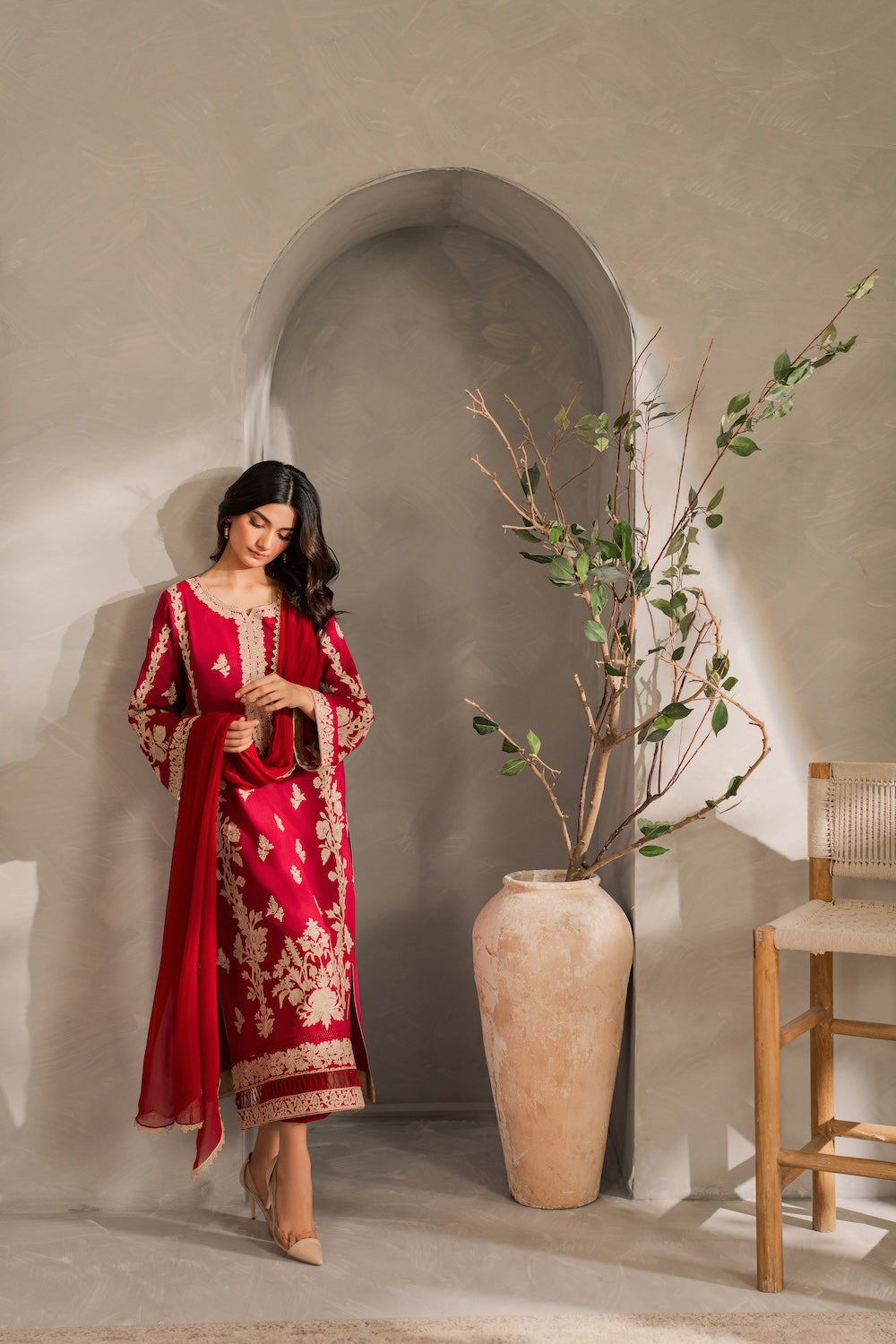 Ruby set is a timeless 3-piece traditional outfit T