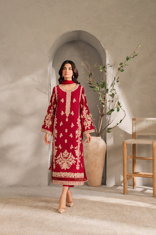 Ruby set is a timeless 3-piece traditional outfit T