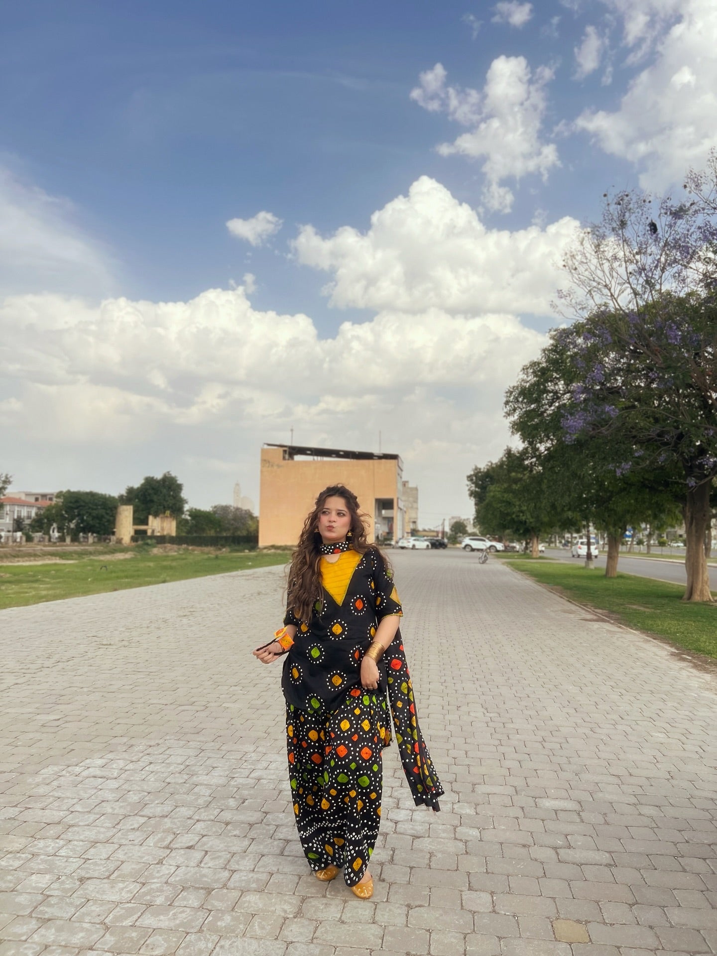 Rangoli Dot Print – Stylish Printed 3 Piece Suit AD