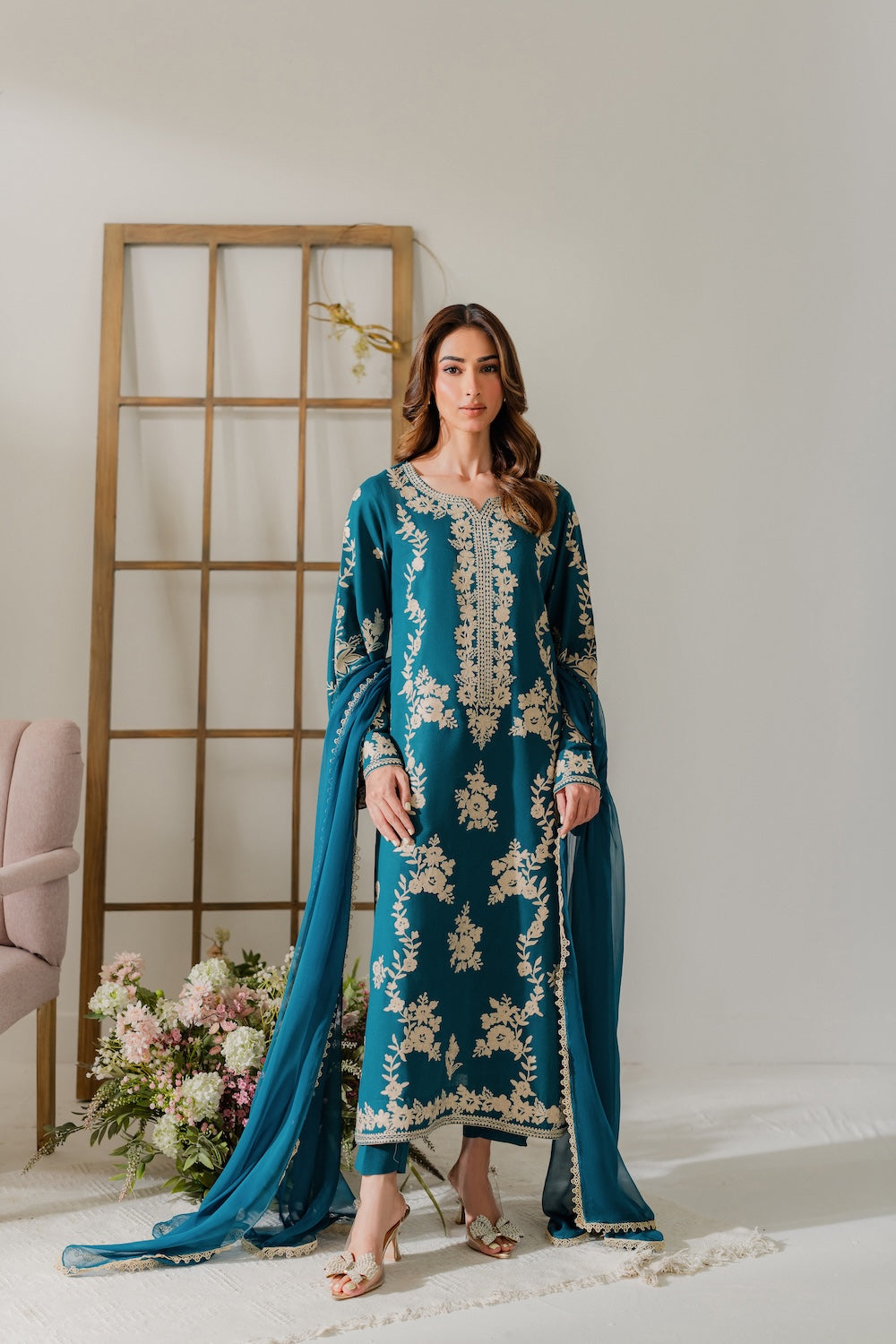 Kaavya Embroidery 3PC – Festive Collection | Picnpay