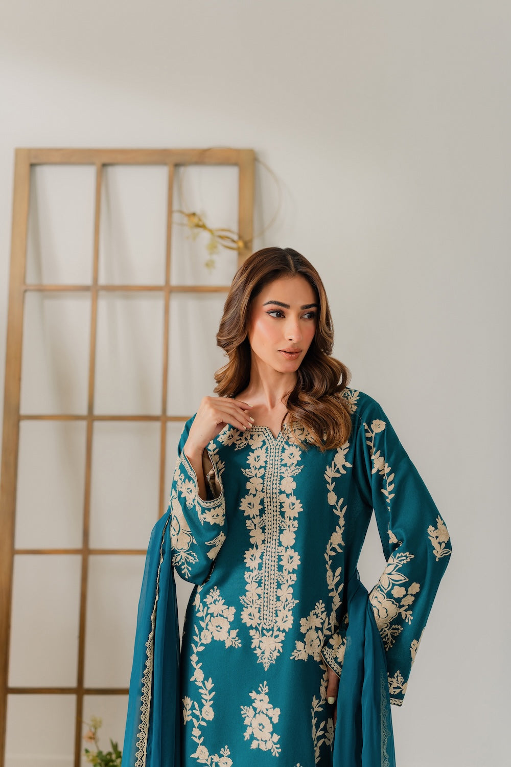 Kaavya Embroidery 3PC – Festive Collection | Picnpay