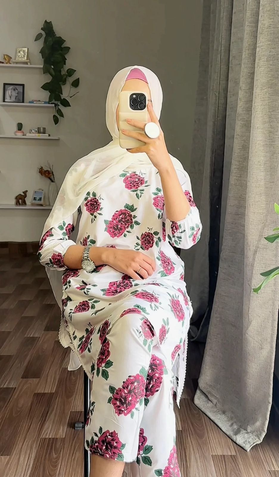 GULAB PRINT 3PCS Suit in Block Print on Lenin Fabric