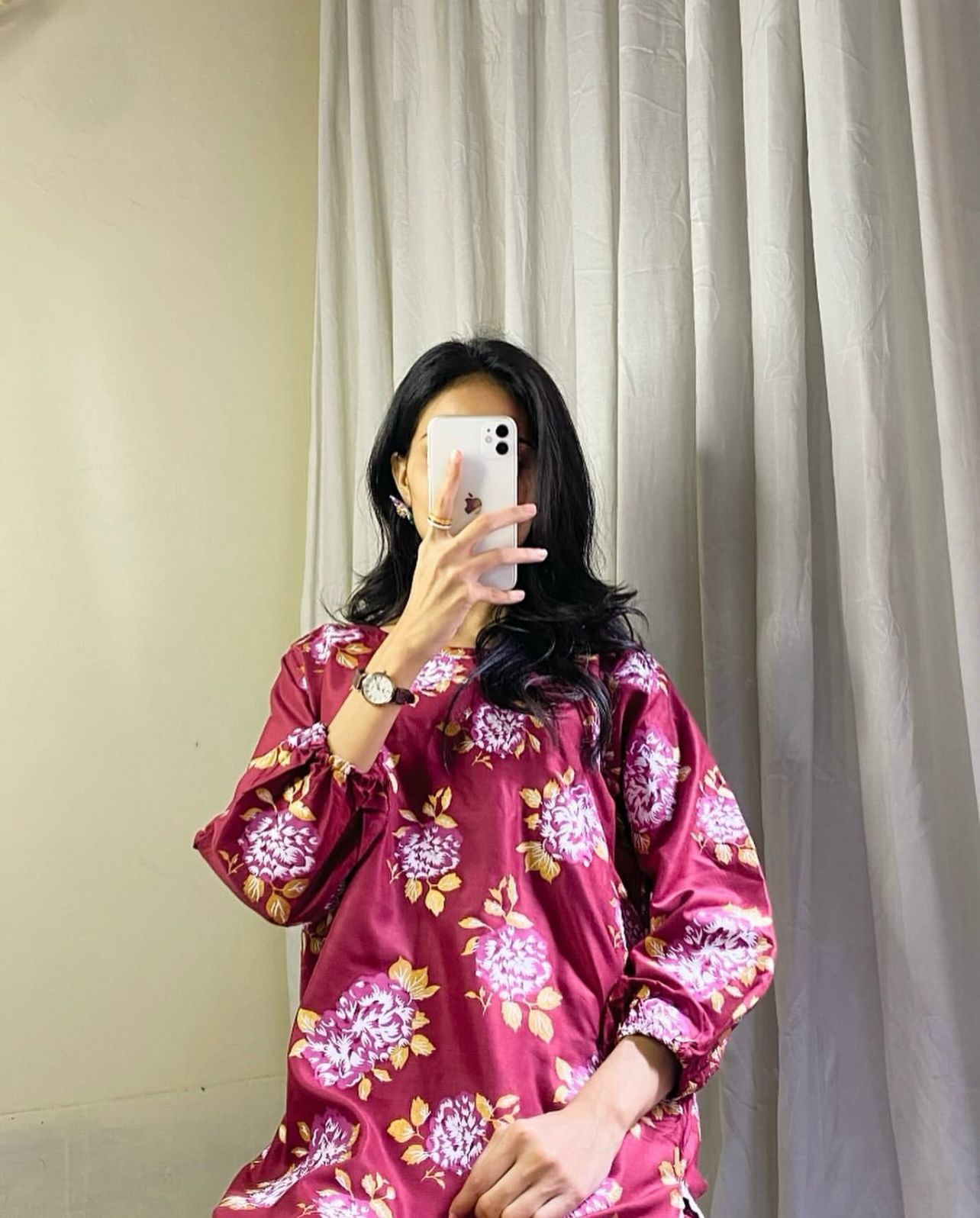 GULAB PRINT 3PCS Suit in Block Print on Lenin Fabric