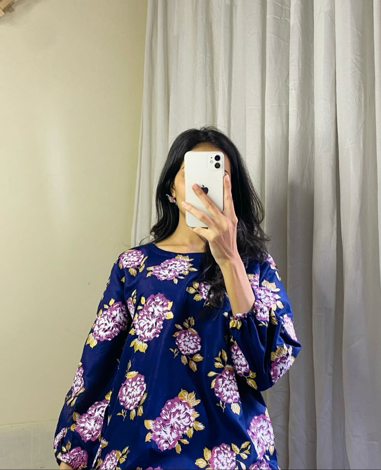 GULAB PRINT 3PCS Suit in Block Print on Lenin Fabric