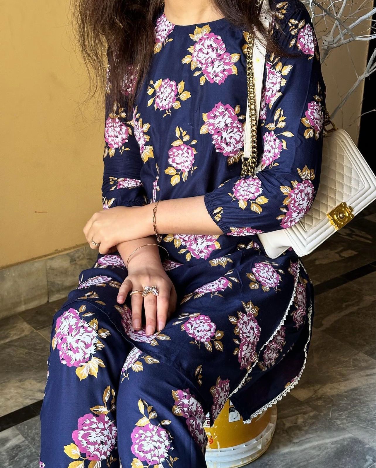 GULAB PRINT 3PCS Suit in Block Print on Lenin Fabric