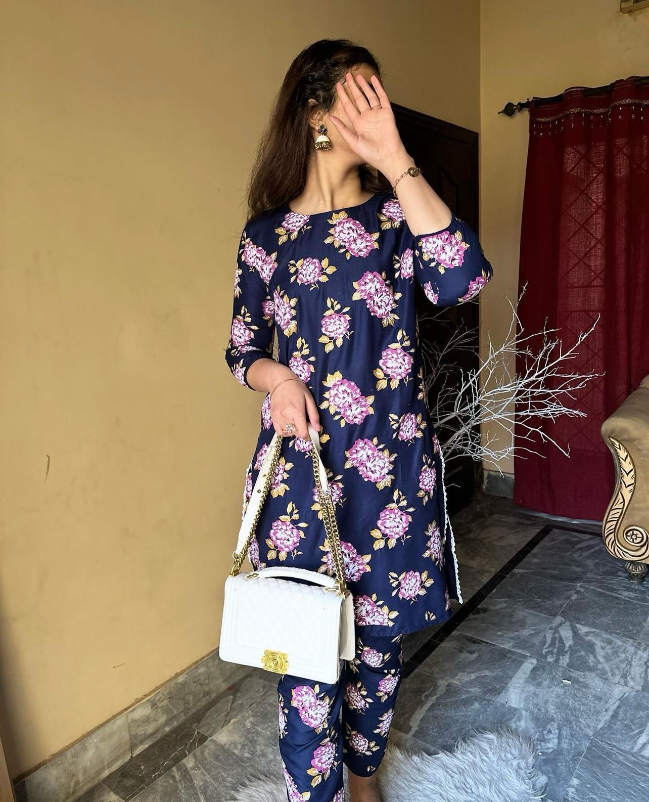 GULAB PRINT 3PCS Suit in Block Print on Lenin Fabric