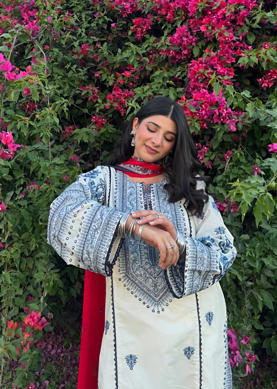 White Lawn Cotton Embroidered Kurta Set with Plazzo – Women