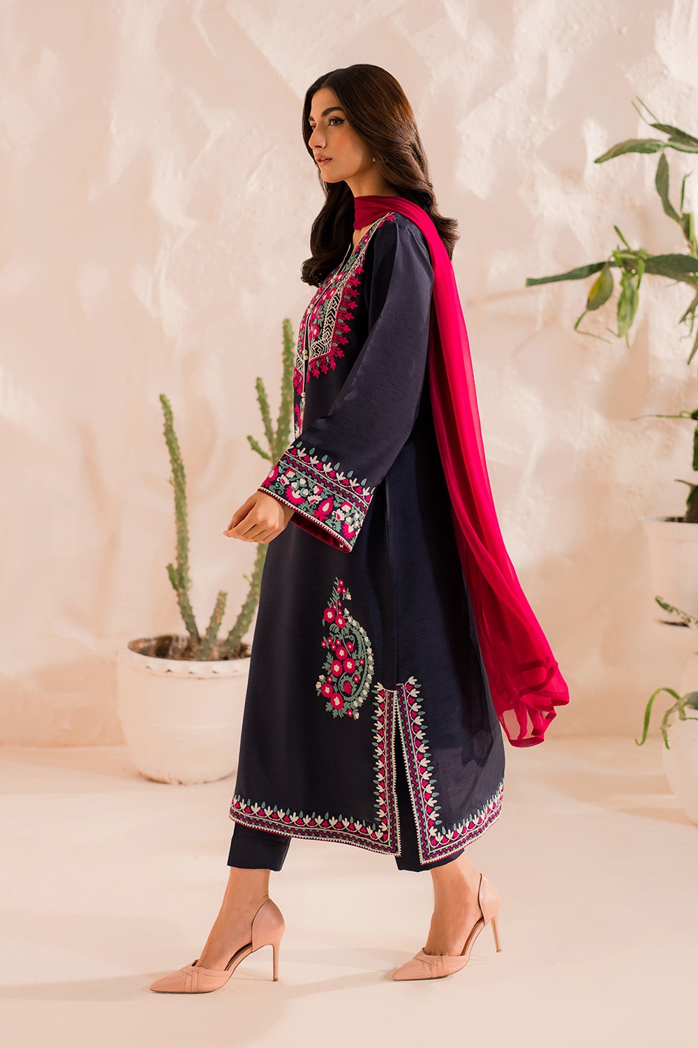 Black Shalwar Kameez Suit for women 3 piece T