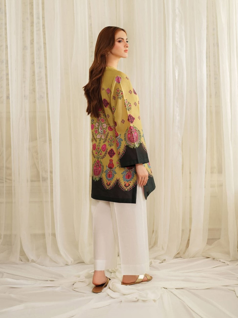 Arwa – Golden Bloom Digital Printed Co-Ord Set  AD