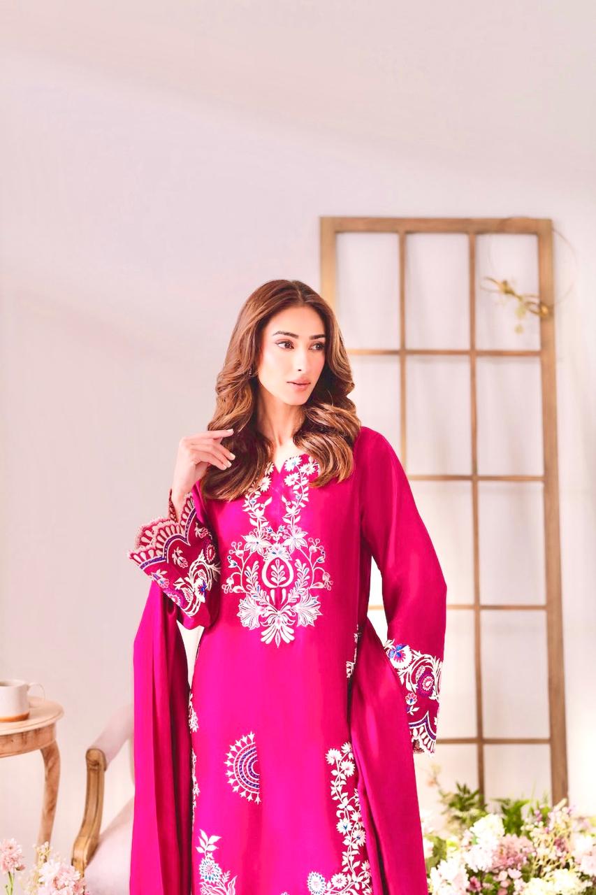 SAYA Elegant Lawn Embroidery 3PCS Suit for Women T