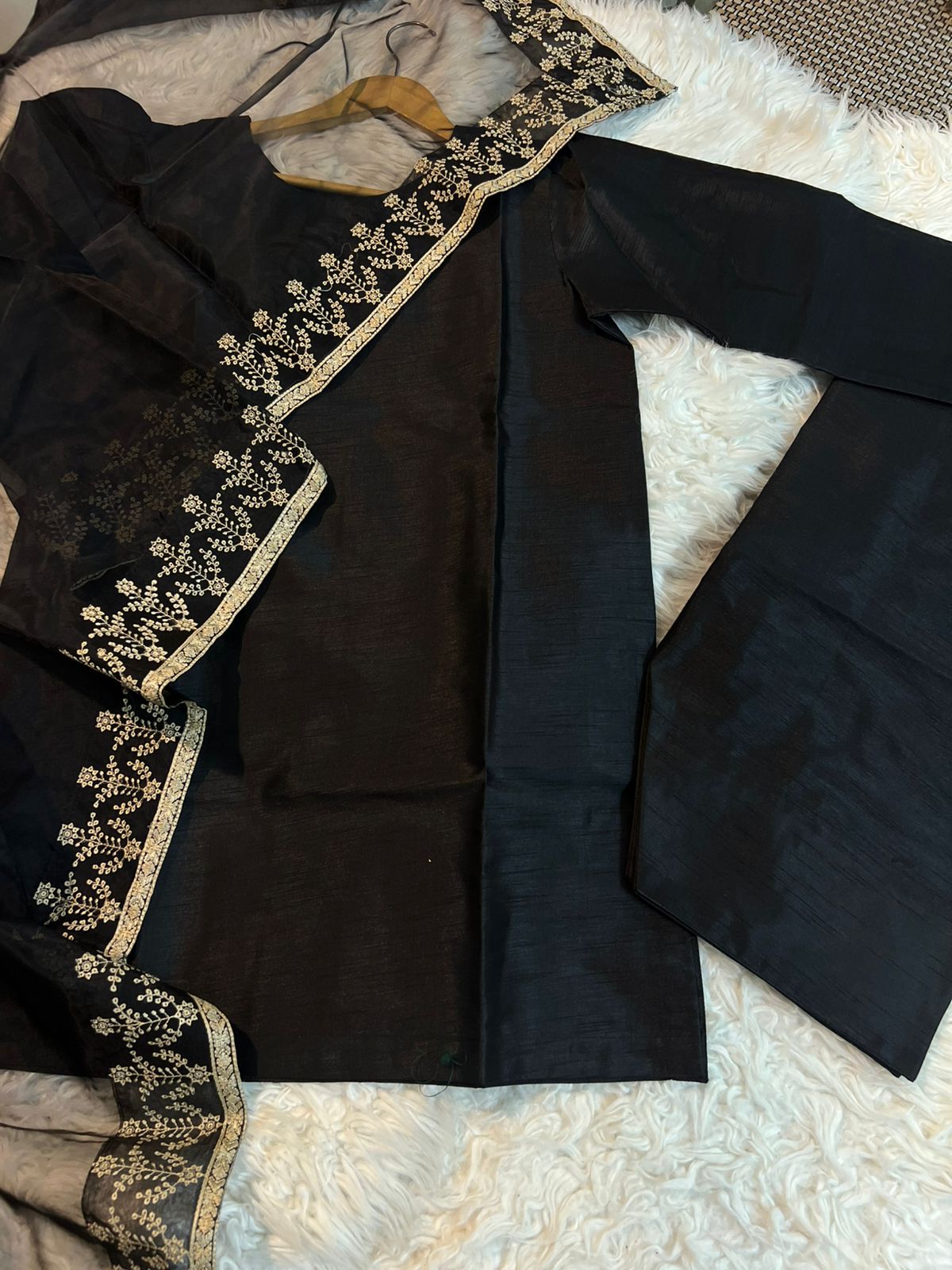 Farshi Shalwar 3pc suits FOR Women 4 colors SS