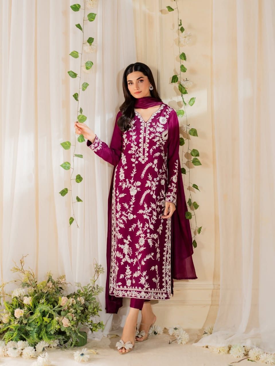Abroo 3Pcs Embroidery – Elegant 3PC Set | Picnpay