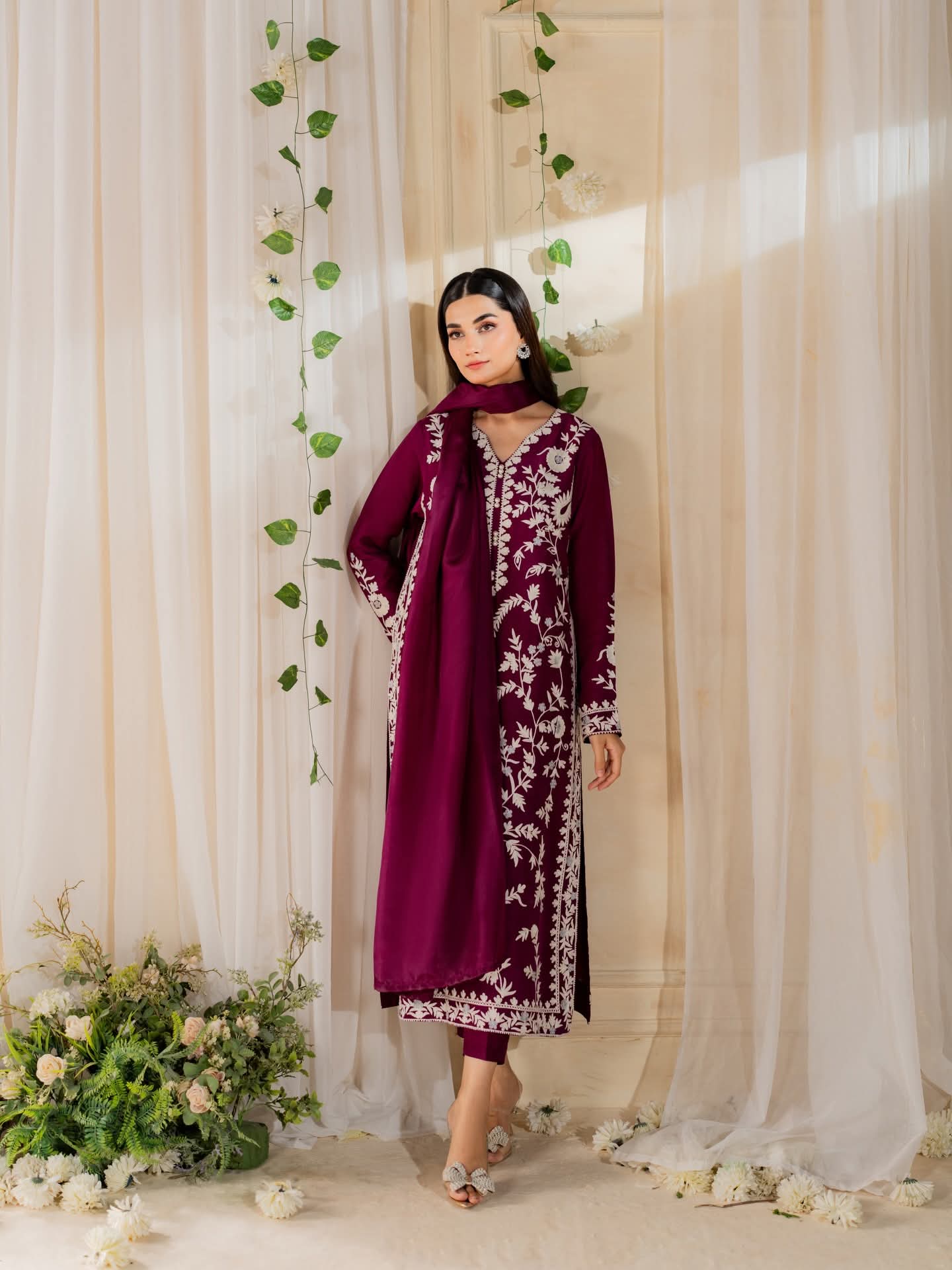 Abroo 3Pcs Embroidery – Elegant 3PC Set | Picnpay