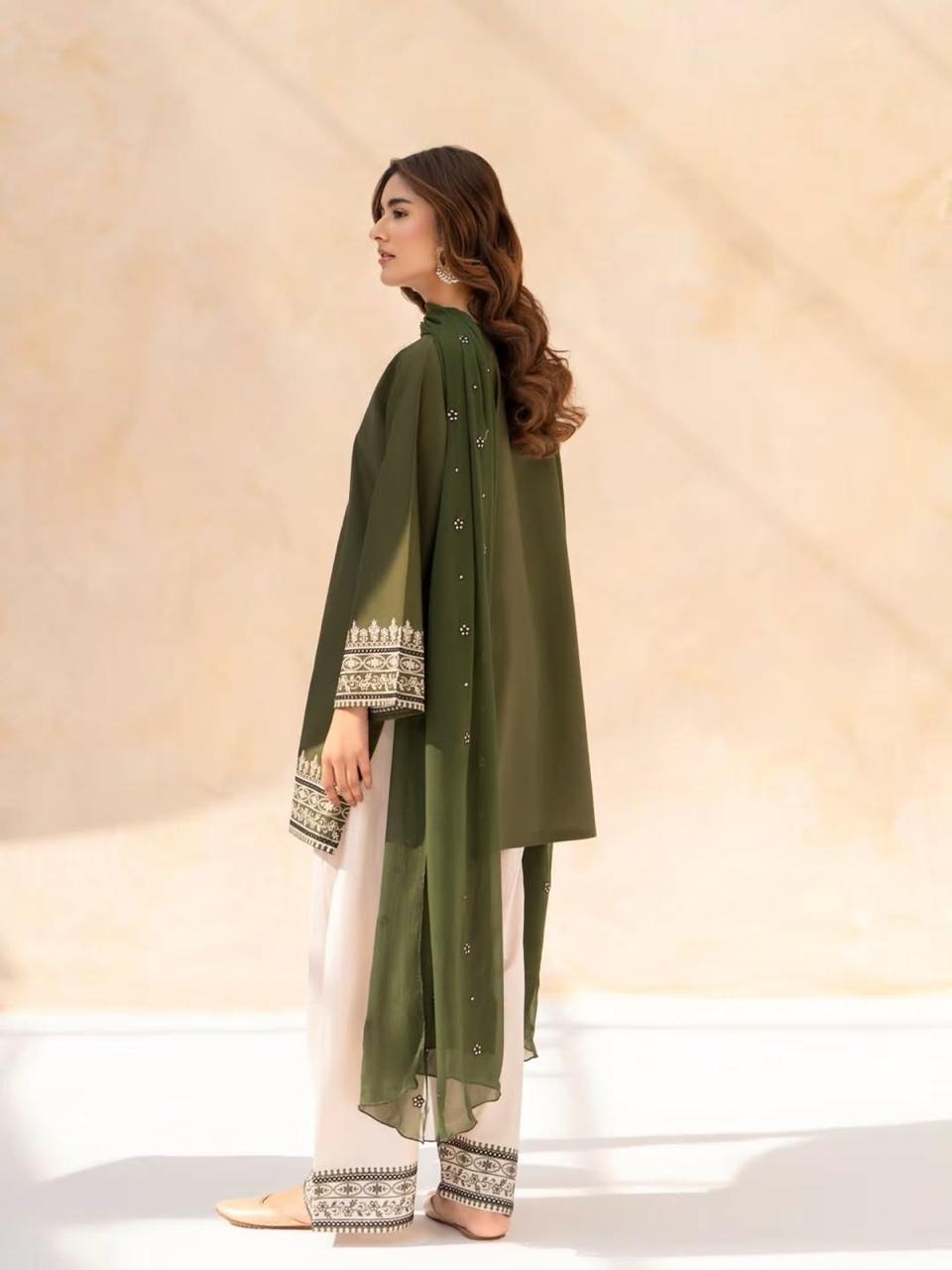 Haya – Embroidered Lawn 3 Piece P
