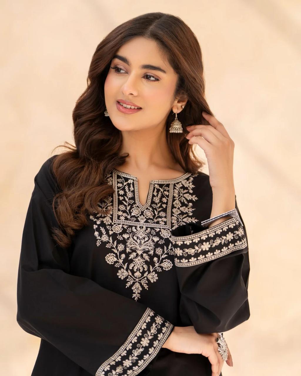Black Pearl – Luxury Embroidered Co-Ord Set AD