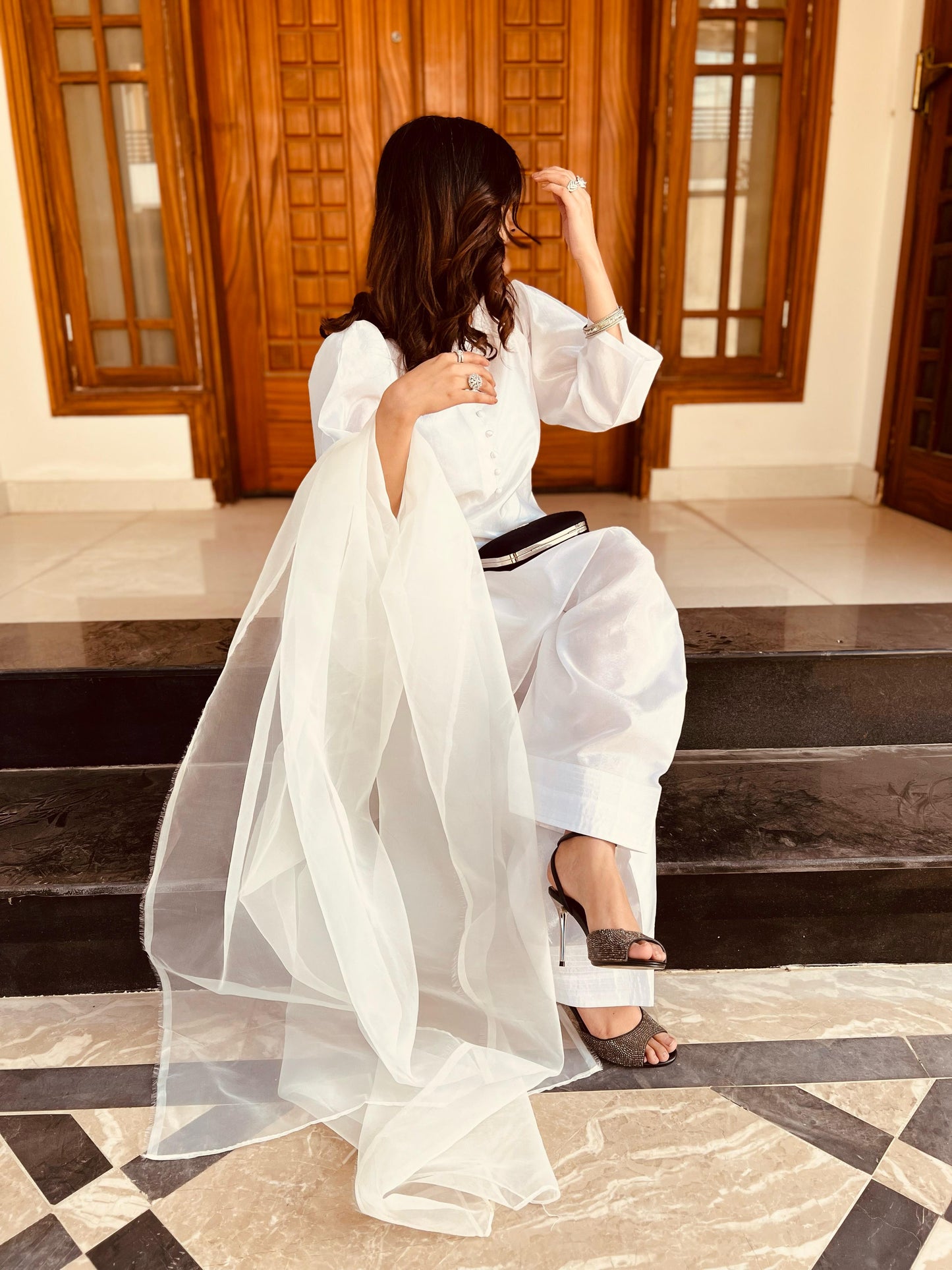 Varda ( Farshi Shalwar )