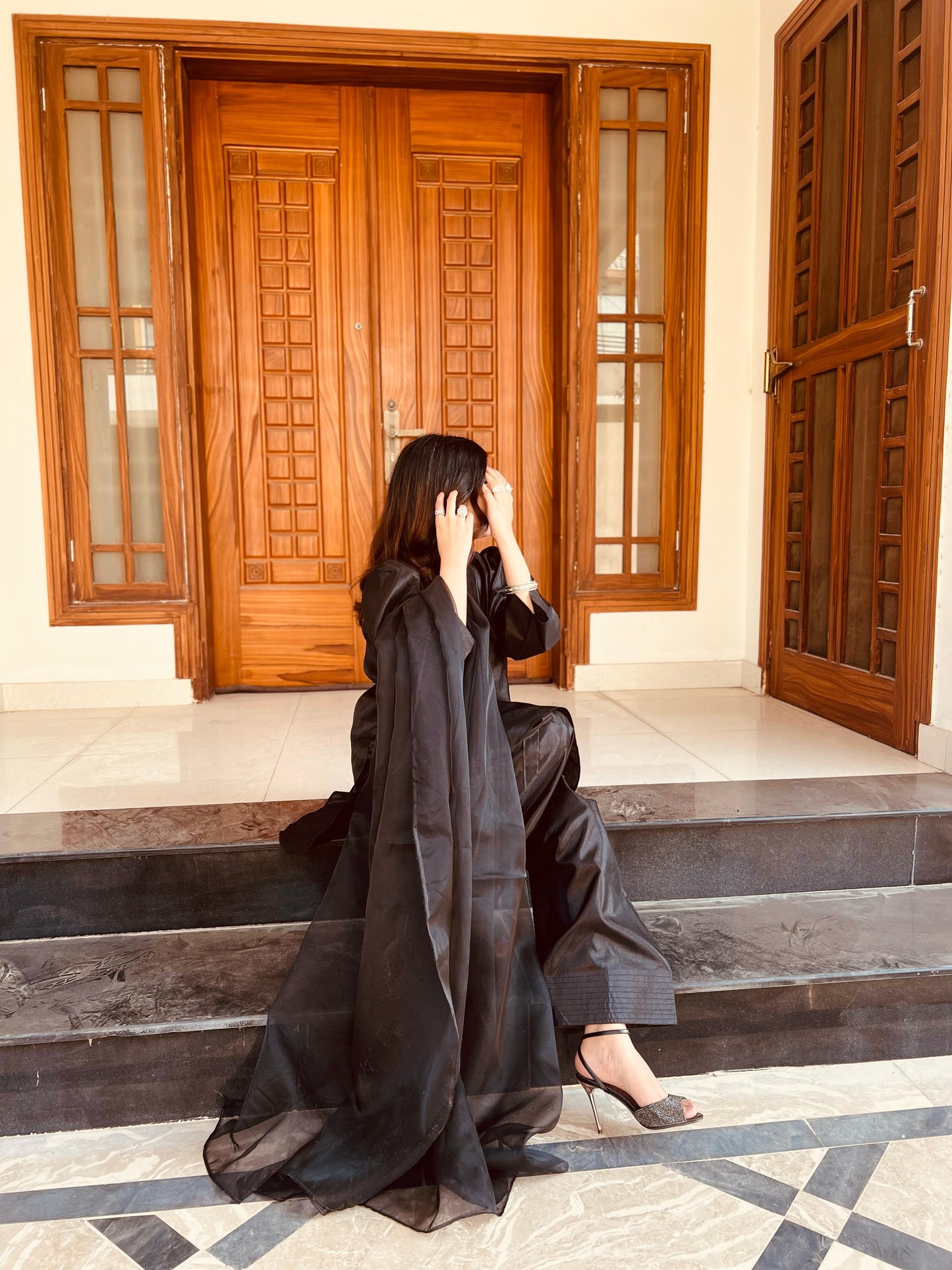 Varda ( Farshi Shalwar )