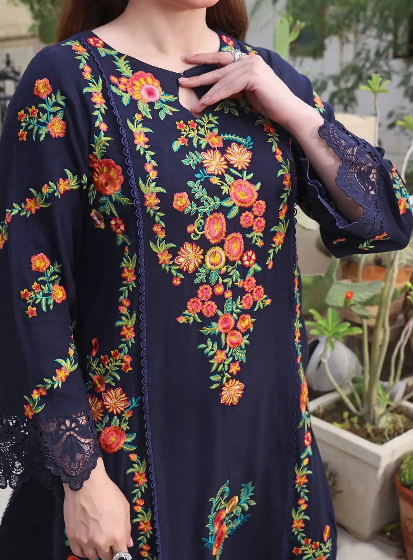 Buy Aleena Embroidery 3PC Online – Picnpay